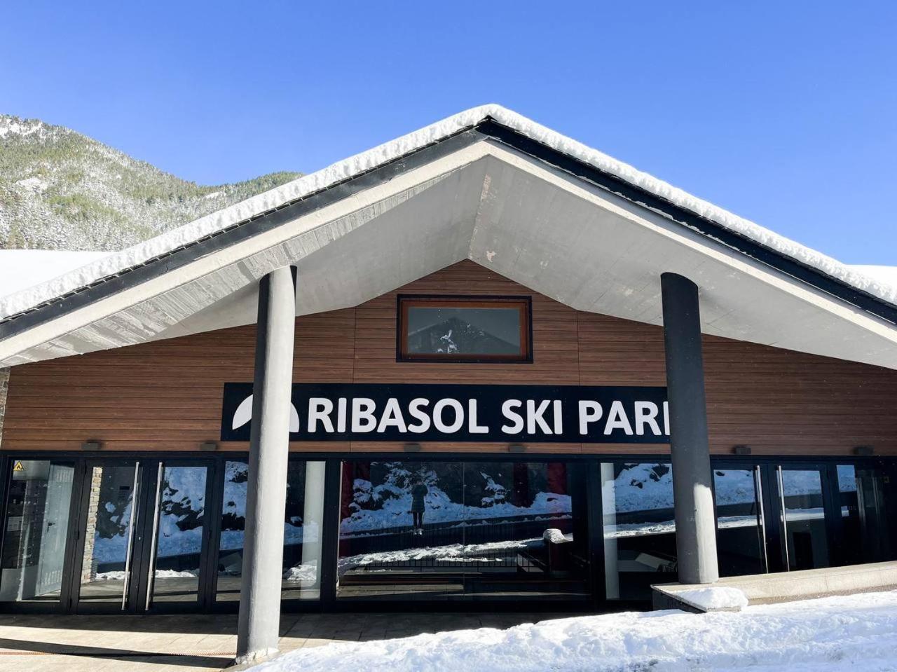 Vistas Preciosas Al Valle De Arinsal - 6Pax- A Pie De Pistas & Esqui - Free Parking L By Bonesvacances Exterior foto